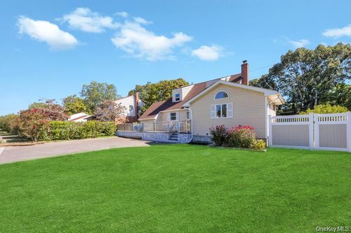 358 Eastwood Blvd, Centereach, NY, 11720-2539 | Card Image