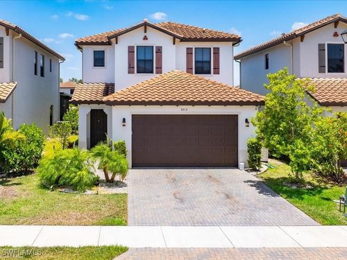 8812 Madrid Cir, NAPLES, FL, 34104-6226 | Card Image
