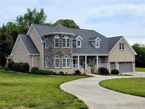 121 Ebert Farm Rd, Lexington, NC, 27295-9854 | Card Image