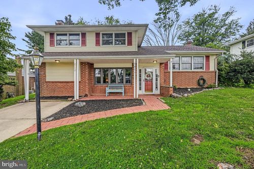 2712 Fawkes Dr, WILMINGTON, DE, 19808-2170 | Card Image