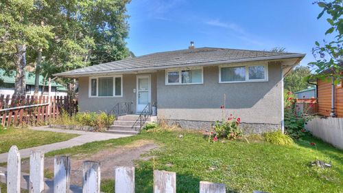 {{alt}} | Card Image