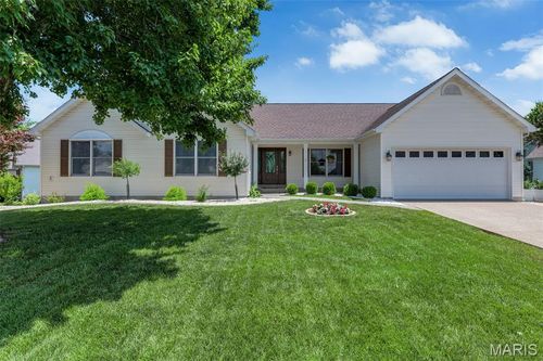 2202 Wild Pigeon Drive, O'Fallon, MO, 63368 | Card Image