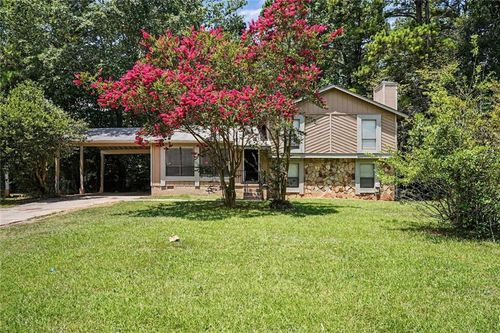 9262 Raven Dr, Jonesboro, GA, 30238-7617 | Card Image