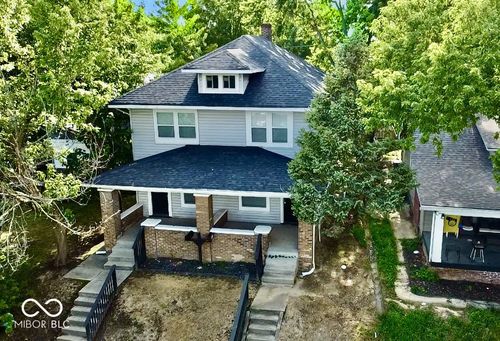 824 N Lasalle St, Indianapolis, IN, 46201-2556 | Card Image