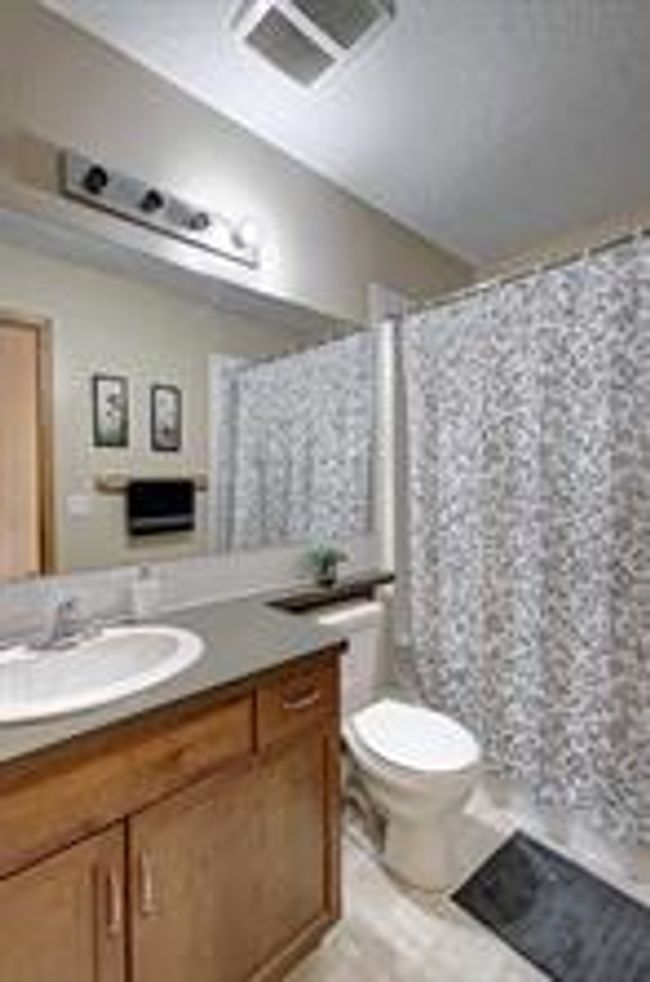 384 New Brighton Dr Se, House detached with 4 bedrooms, 3 bathrooms and 4 parking in Calgary AB | Image 20