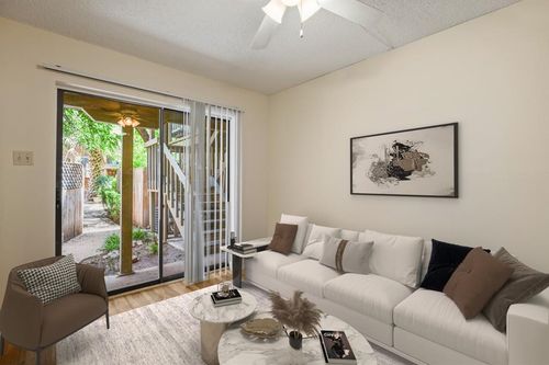 apt-204-4205 Speedway, Austin, TX, 78751-3760 | Card Image