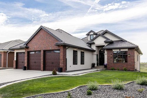 76 Dunes Way, Desert Blume, AB, T1B0R8 | Card Image