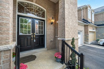 37 Everingham Cir, House other with 4 bedrooms, 5 bathrooms and 7 parking in Brampton ON | Image 1