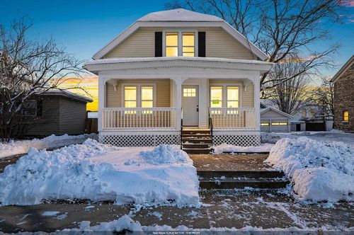 1013 S 22nd Street, Manitowoc, WI, 54220 | Card Image