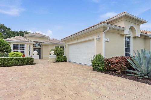 7235 Kensington Ct, UNIVERSITY PARK, FL, 34201-2347 | Card Image