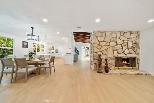 8177 Billowvista Dr, Playa del Rey, CA, 90293-7805 | Card Image