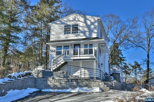 584 Lake Shore Dr, Hewitt, NJ, 07421-1763 | Card Image