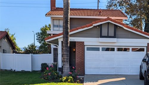 808 Atchison St, Colton, CA, 92324-6318 | Card Image