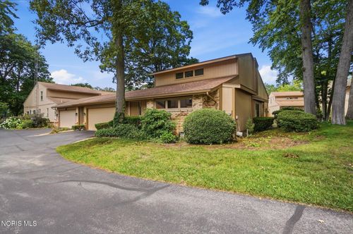 2437 Parliament Sq, Toledo, OH, 43617-1281 | Card Image