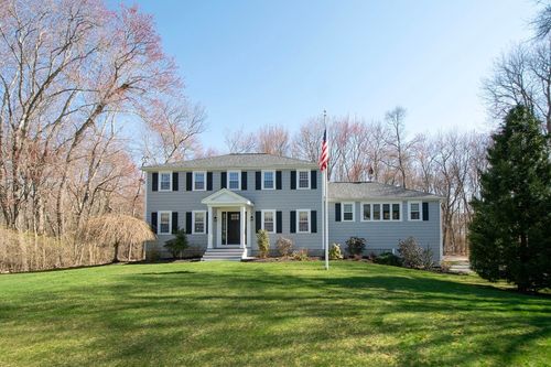 18 Longmeadow Rd, Scituate, MA, 02066-1425 | Card Image