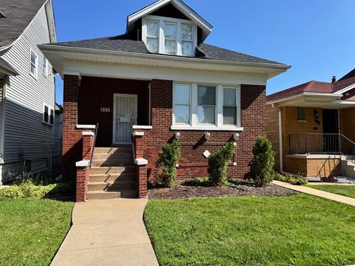 822 E 87th Pl, CHICAGO, IL, 60619-6906 | Card Image