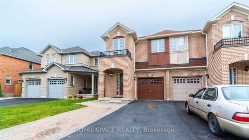 124 Crystalview Crescent, Brampton, ON, L6P2S2 | Card Image