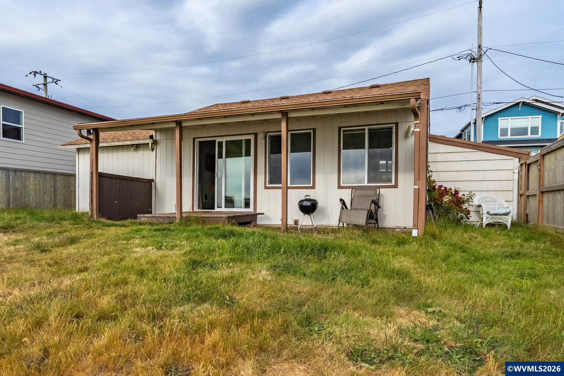 Residential in Lincoln City 5