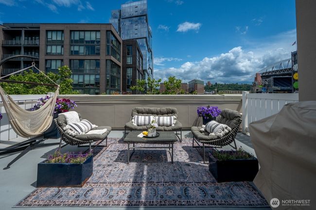 APT-517 - 526 1 St Ave S, Condo with 2 bedrooms, 2 bathrooms and 3 parking in Seattle WA | Image 30