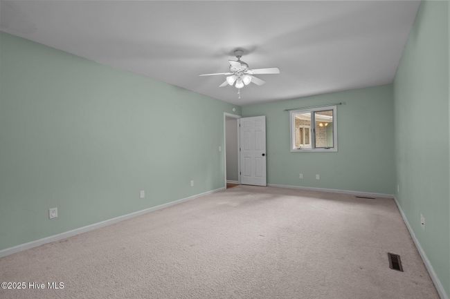 565 Lake Forest Dr Se, House other with 3 bedrooms, 3 bathrooms and 2 parking in Pinehurst NC | Image 34