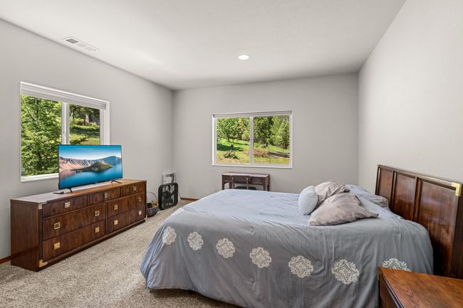 16_2295 w evans creek road - 15 | Image 21