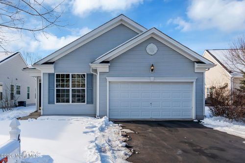 63 Marlow Dr, Jackson, NJ, 08527-4680 | Card Image