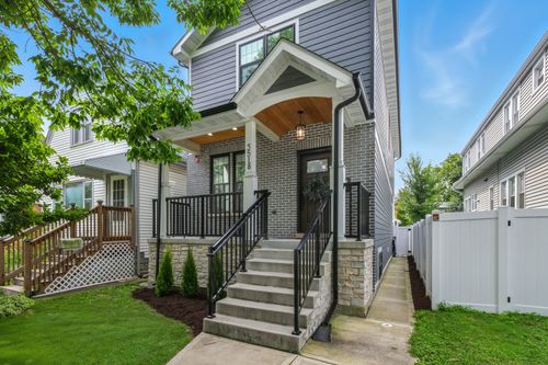 3518 Oak Ave, Brookfield, IL, 60513-1339 | Card Image