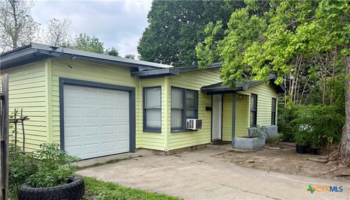 1604 E Mistletoe Avenue, Victoria, TX, 77901 | Card Image