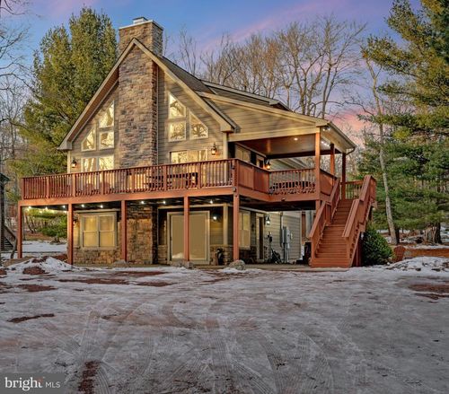 136 Pineknoll Dr, Lake Harmony, PA, 18624 | Card Image