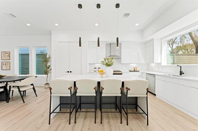 1843 Wycliffe Dr, House other with 3 bedrooms, 4 bathrooms and 2 parking in Houston TX | Image 8