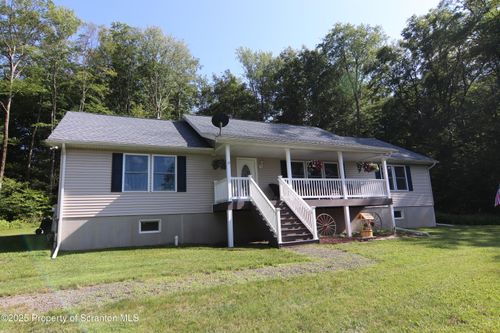 175 Victory Ln, Dalton, PA, 18414-8215 | Card Image
