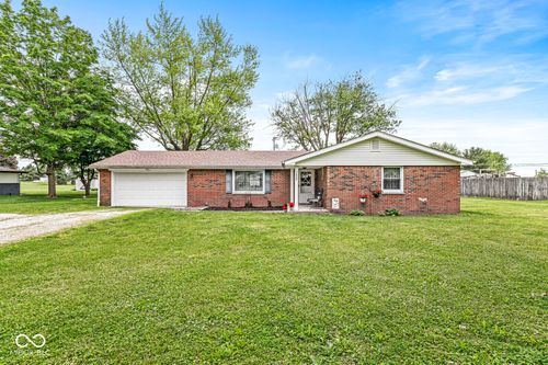 5889 Homestead Dr, Frankton, IN, 46044-9480 | Card Image