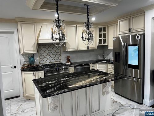 60 Dick St, Clifton, NJ, 07013-3011 | Card Image