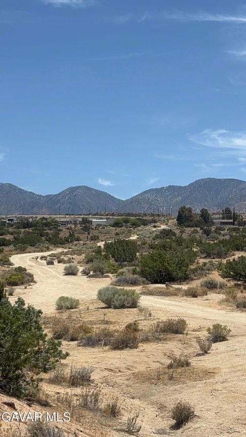 ste-drt-126 126th St E, Pearblossom, CA, 93553 | Card Image