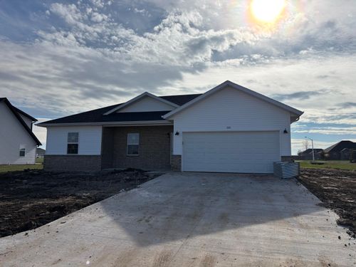 1310 E 476th Rd, Bolivar, MO, 65613-8558 | Card Image