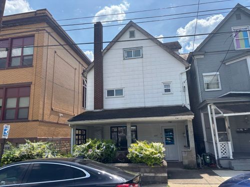 427 Agatha St, Pitcairn, PA, 15140-1310 | Card Image