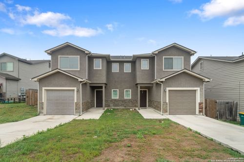 8707 Azul Sky Ct, Converse, TX, 78109-1075 | Card Image