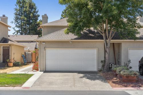 42 Francis Circle, Rohnert Park, CA, 94928 | Card Image