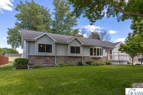 109 Creative Court, Mankato, MN, 56001 | Card Image