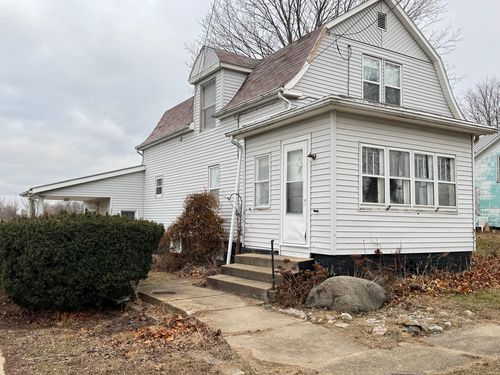 416 E Main St, Buda, IL, 61314-9488 | Card Image