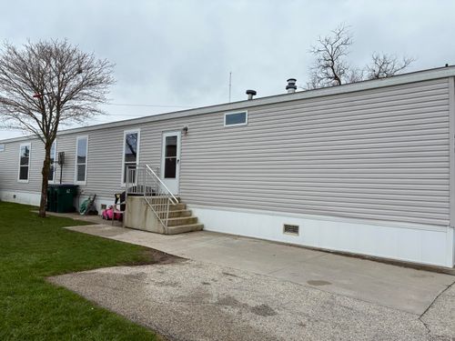 440 Forest Blvd, Sheboygan Falls, WI, 53085-2559 | Card Image
