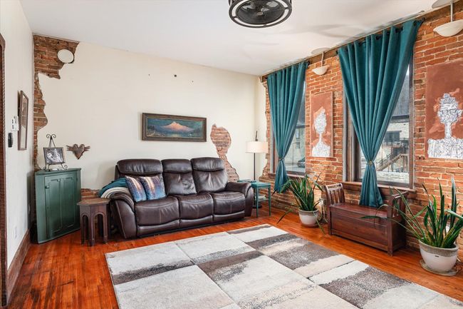 197 Main St, House other with 1 bedrooms, 3 bathrooms and null parking in Lansing IA | Image 5
