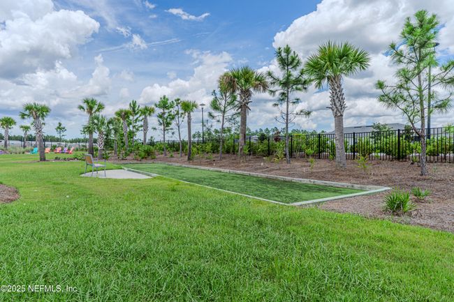 575 Buttonwood Loop, House other with 3 bedrooms, 2 bathrooms and null parking in Yulee FL | Image 66