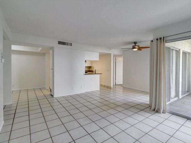 Dining/Office Space off kitchen | Image 13