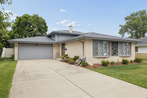 67 Rosewood Ln, Chicago Heights, IL, 60411-1149 | Card Image