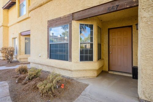 567 Kristin Ln, Henderson, NV, 89011-4303 | Card Image