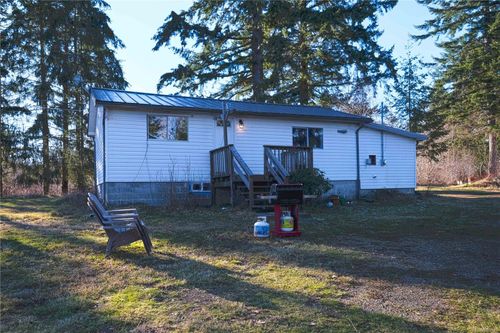 3666 Macaulay Rd, Oyster River, BC, V9J1C7 | Card Image