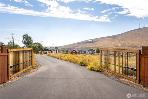 435 Maringo Rd, Ephrata, WA, 98823-1581 | Card Image