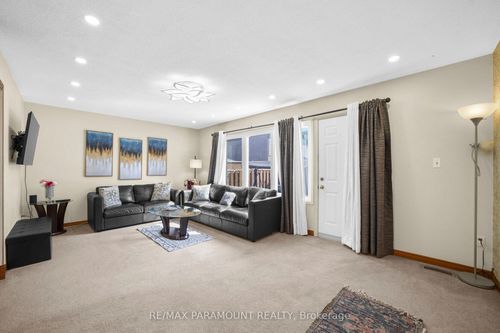 4-85 Albright Rd, Hamilton, ON, L8K6H1 | Card Image