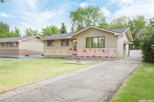 785 Branion Dr, Prince Albert, SK, S6V2S4 | Card Image